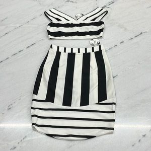 NWT 2 piece set SABO Skirt Black White Striped Small Crop Bodycon summer